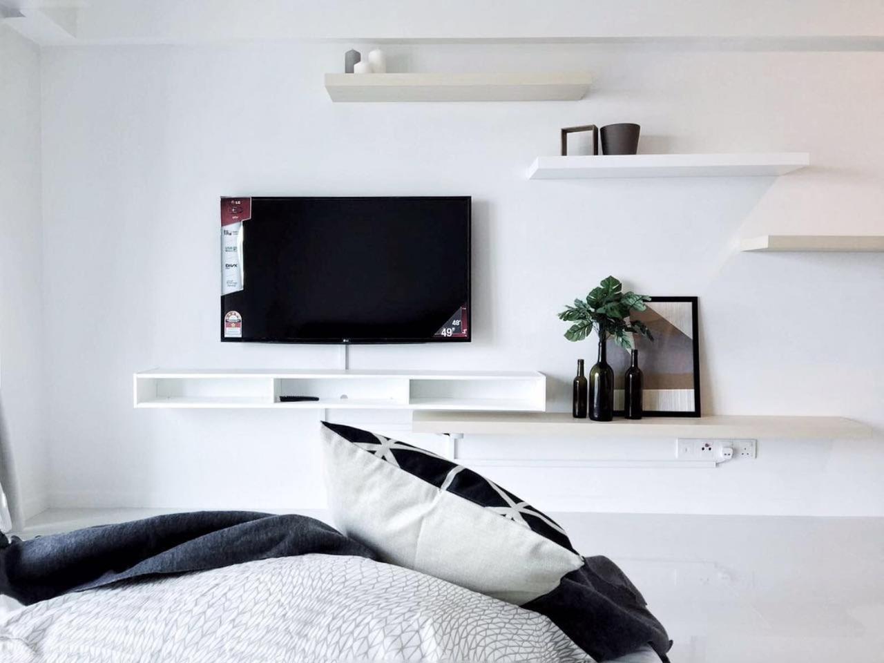 Bmchomes Mercu Summer Apartment